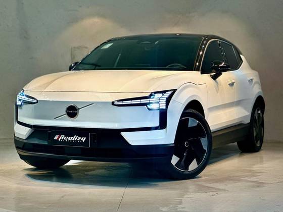 VOLVO EX30 69 KW ELÉTRICO PLUS